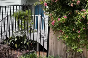 2424 Couch St, Houston, TX 77008 - Photo 3