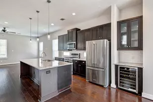 2424 Couch St, Houston, TX 77008 - Photo 15