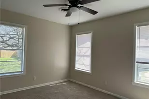 4005 College Main St, Bryan, TX 77801 - Photo 9