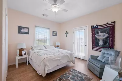 844 S Sage Road, Crystal Beach, TX 77650 - Photo 15