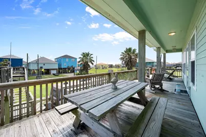 844 S Sage Road, Crystal Beach, TX 77650 - Photo 21