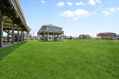 844 S Sage Road, Crystal Beach, TX 77650 - Photo 27