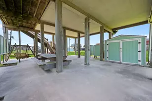 844 S Sage Rd, Crystal Beach, TX 77650 - Photo 25