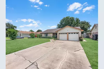 11219 Concho Street, Houston, TX 77072 - Photo 1