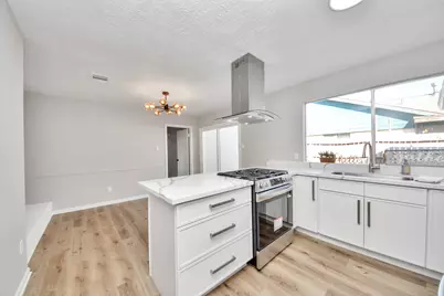 9114 Spellman Road, Houston, TX 77031 - Photo 11