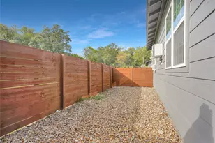 2311 N Louis St, Victoria, TX 77901 - Photo 19