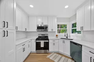 2424 Oaklawn Dr, La Marque, TX 77568 - Photo 9