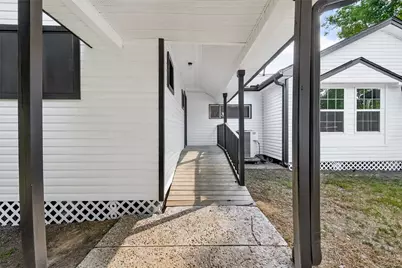 2424 Oaklawn Drive, La Marque, TX 77568 - Photo 23