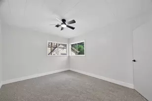 2424 Oaklawn Dr, La Marque, TX 77568 - Photo 17