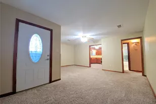 1717 Hawthorne St, La Marque, TX 77568 - Photo 3