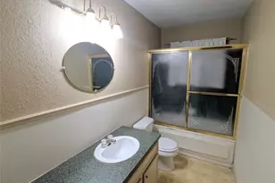 1717 Hawthorne St, La Marque, TX 77568 - Photo 9