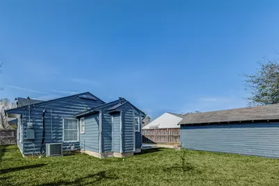 2043 Alta Vista Street, Houston, TX 77023 - Photo 19