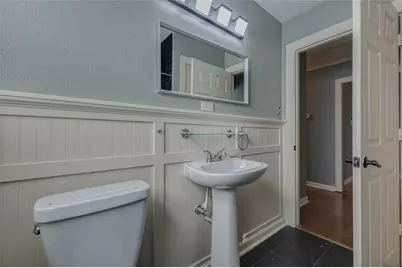 2043 Alta Vista Street, Houston, TX 77023 - Photo 13