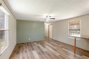37 Riverside Ln, Huntsville, TX 77320 - Photo 7