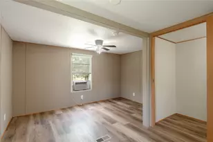 37 Riverside Ln, Huntsville, TX 77320 - Photo 11