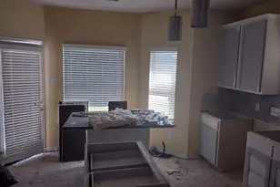 5731 Montclair Hill Ln, Rosharon, TX 77583 - Photo 11