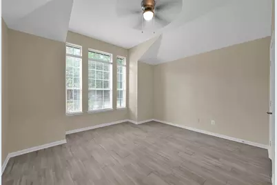 43 Wrens Song Place, The Woodlands, TX 77382 - Photo 3
