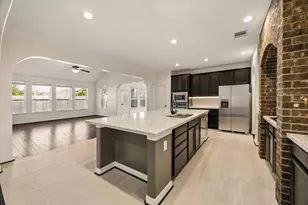 17702 Kathywood Dr, Tomball, TX 77377 - Photo 3