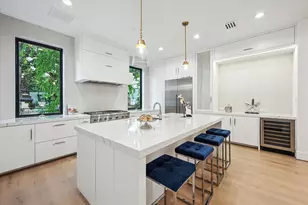 2309 Driscoll B, Houston, TX 77019 - Photo 11