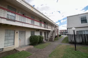 6201 Ranchester Dr, Houston, TX 77036 - Photo 3