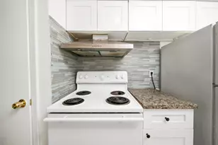 6201 Ranchester Dr, Houston, TX 77036 - Photo 9