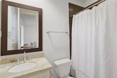 1665 Upland Lakes, Houston, TX 77043 - Photo 19