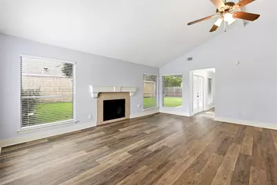 16625 Ivy Grove Drive, Houston, TX 77058 - Photo 5