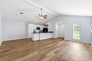 16625 Ivy Grove Dr, Houston, TX 77058 - Photo 9