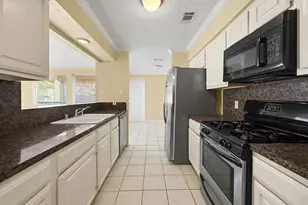 3626 Storm Creek Dr, Houston, TX 77088 - Photo 3