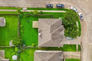 1231 Abigail Ln, Friendswood, TX 77546 - Photo 39
