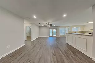 4135 Lufborough Dr, Houston, TX 77066 - Photo 5