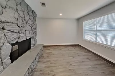 4135 Lufborough Drive, Houston, TX 77066 - Photo 3