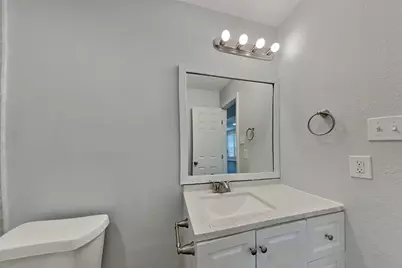 4135 Lufborough Drive, Houston, TX 77066 - Photo 17