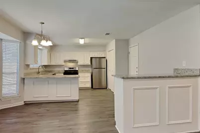 4135 Lufborough Drive, Houston, TX 77066 - Photo 7