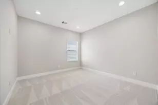 2619 Hutchins St, Houston, TX 77004 - Photo 27