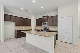 12250 Antilles Ln, Conroe, TX 77304 - Photo 5