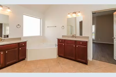 22 Atascadero Drive, Manvel, TX 77578 - Photo 11