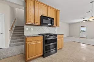 2703 Blue Mills Ct, Katy, TX 77449 - Photo 11