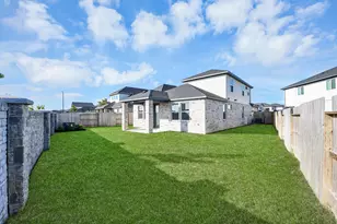 9026 Selwyn Pointe Wy, Cypress, TX 77433 - Photo 13