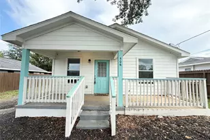 506 N Thomason St, Willis, TX 77378 - Photo 1