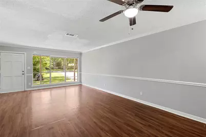 424 Southern Oaks Drive, Lake Jackson, TX 77566 - Photo 5