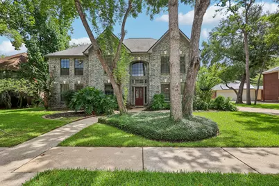 907 Remington Court, Friendswood, TX 77546 - Photo 1