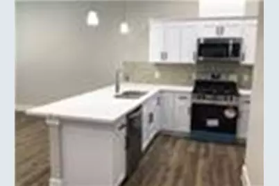 2109 Marnel Road #F, Houston, TX 77055 - Photo 5