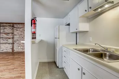 1624 Marshall Street #16, Houston, TX 77006 - Photo 5
