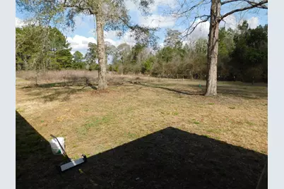 537 Roscoe, Livingston, TX 77351 - Photo 17