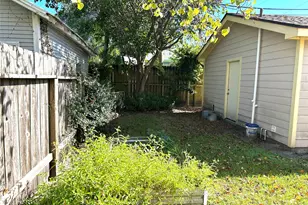 4915 Houston Dr, Galveston, TX 77551 - Photo 23