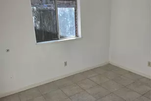 15906 Willbriar Ln, Houston, TX 77489 - Photo 9