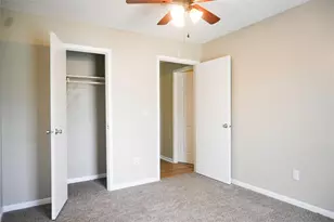 619 W Mahan St, Richwood, TX 77531 - Photo 15