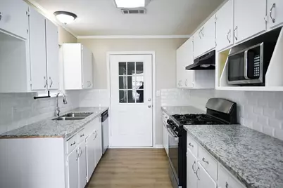 619 W Mahan Street, Richwood, TX 77531 - Photo 5