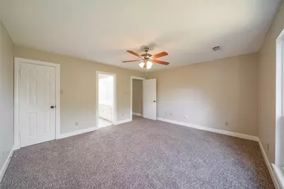 7314 Birchtree Forest Dr, Houston, TX 77088 - Photo 11